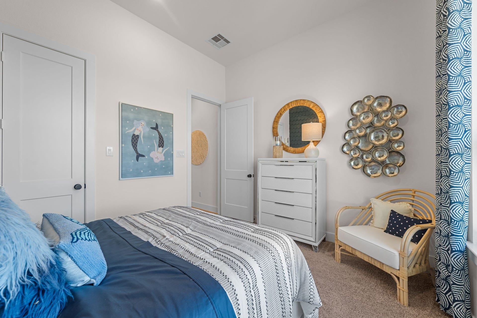4705 Barkley Cove, Texas City, TX 77591 Photos are REPRESENTATIVE of the home /floor plan and are NOT of the actual home. Selections, features, and room options may vary.