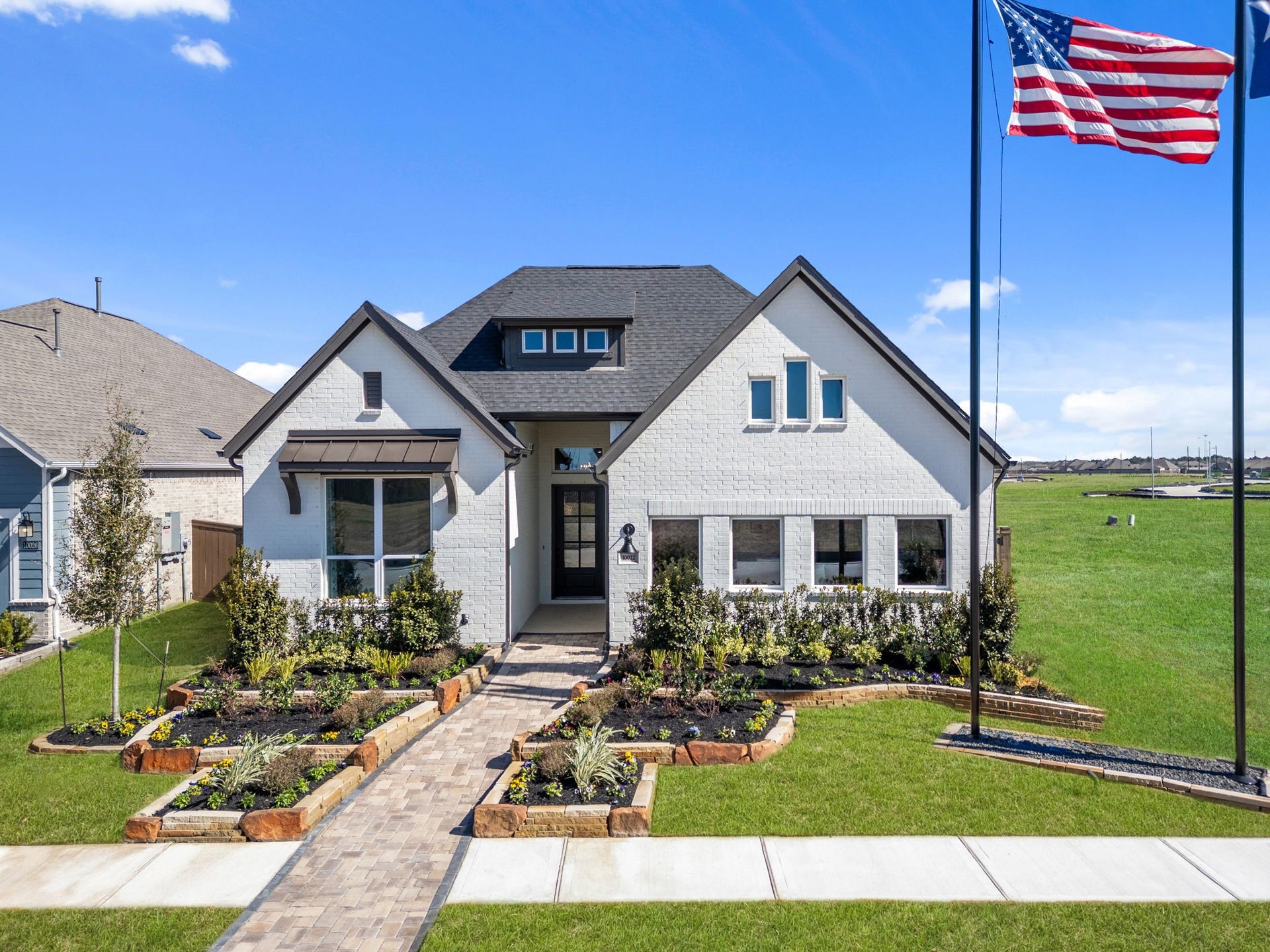 4705 Barkley Cove, Texas City, TX 77591 Photos are REPRESENTATIVE of the home /floor plan and are NOT of the actual home. Selections, features, and room options may vary.