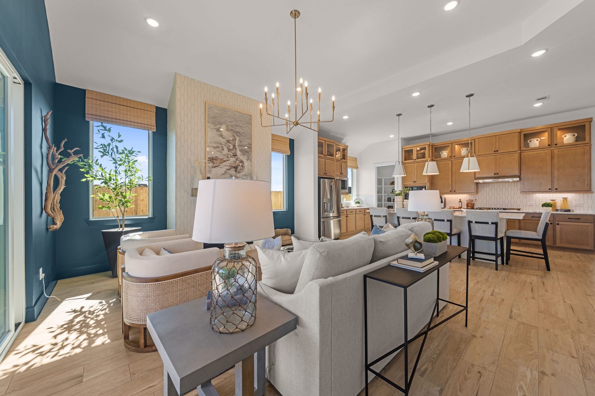 4705 Barkley Cove, Texas City, TX 77591 Photos are REPRESENTATIVE of the home /floor plan and are NOT of the actual home. Selections, features, and room options may vary.
