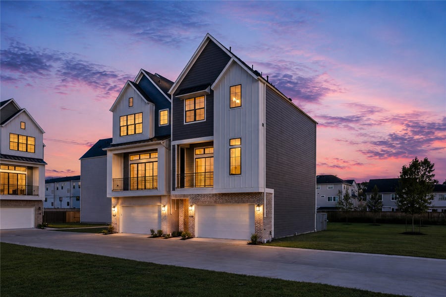 Property photo for 8720 Aquino Lane, Houston, TX