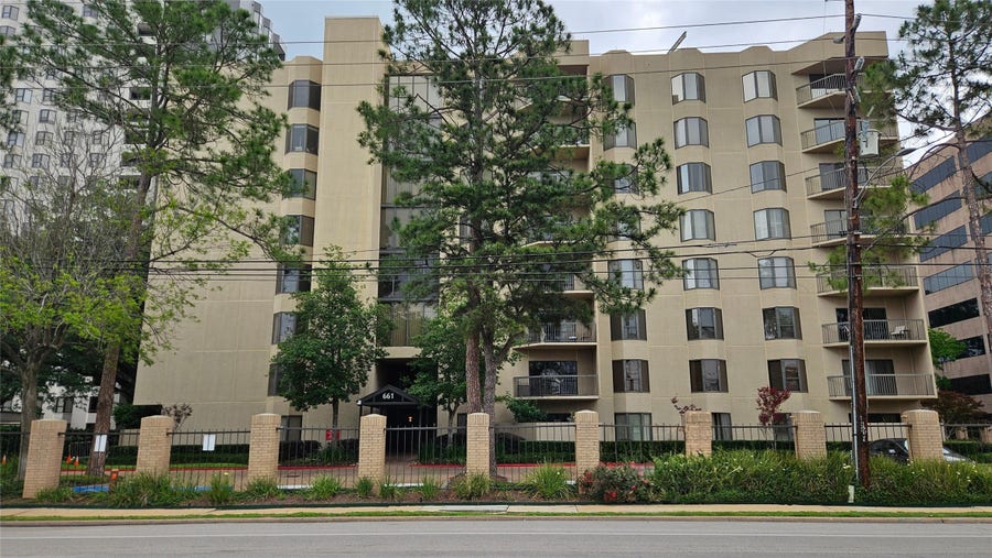 Property photo for 661 Bering Drive, #407, Houston, TX