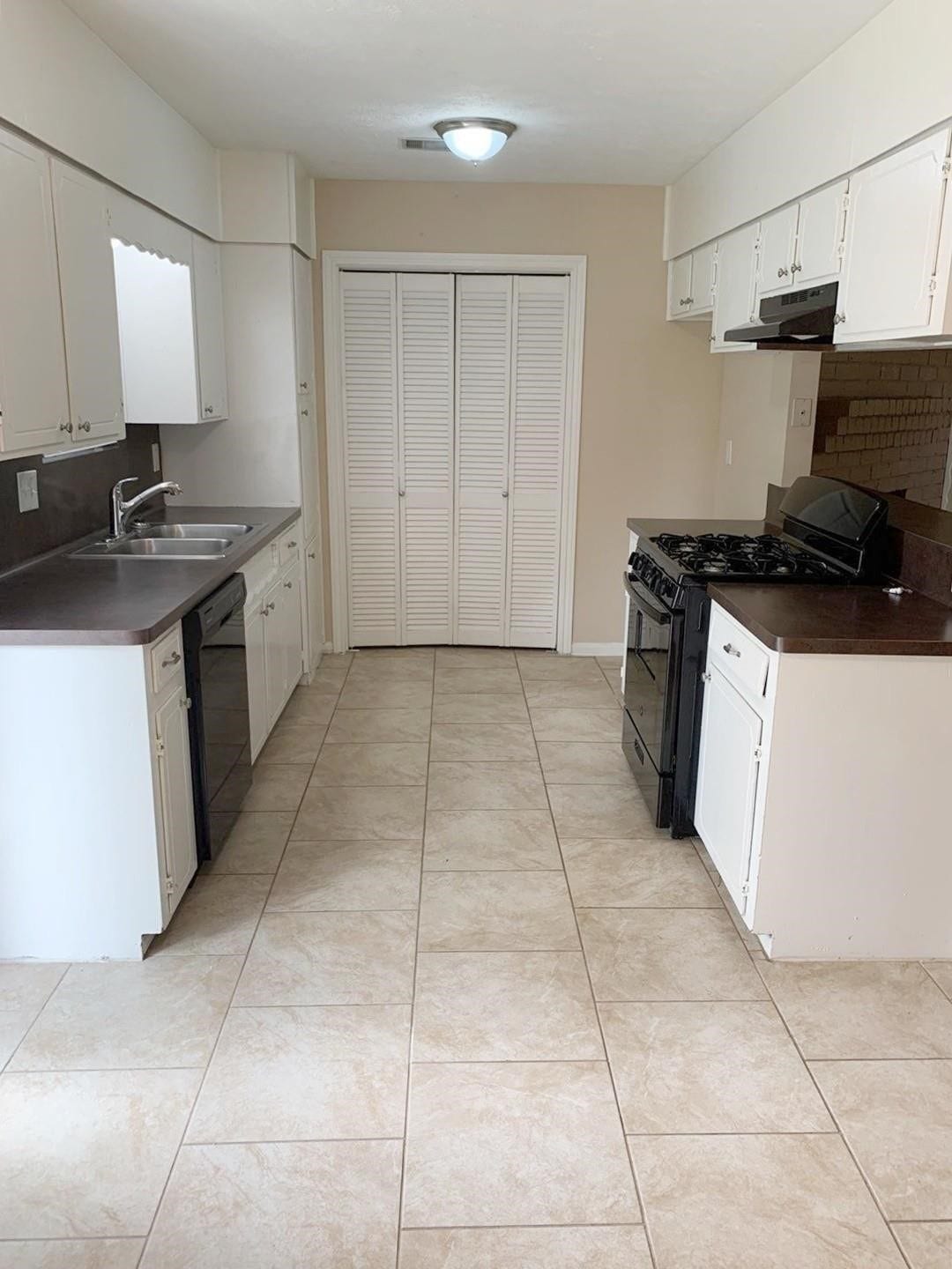 2334 Marble Falls Drive, Spring, TX 77373 2334 Marble Falls Drive, Spring, TX 77373