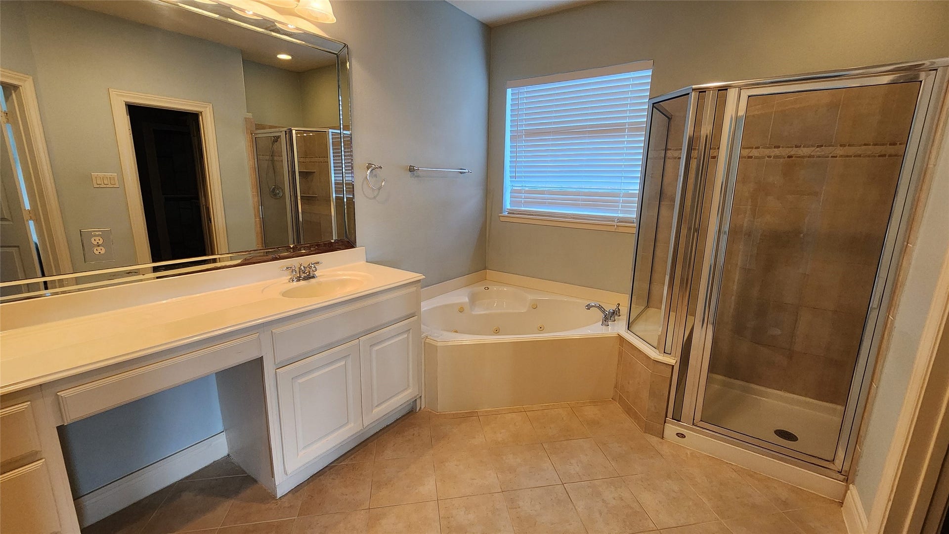 5442 Faircreek Ln Lane, Katy, TX 77450 Master Bathroon