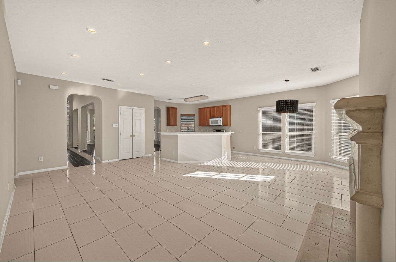 2902 Tara Gables Ct, Houston, TX 77082 2902 Tara Gables Ct, Houston, TX 77082