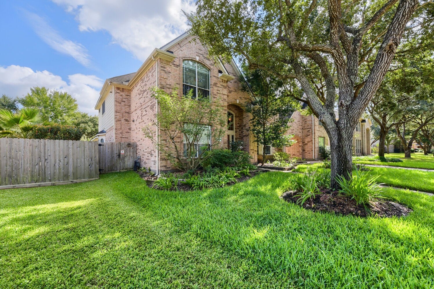 5518 Maybrook Park Lane, Katy, TX 77450 5518 Maybrook Park Lane, Katy, TX 77450
