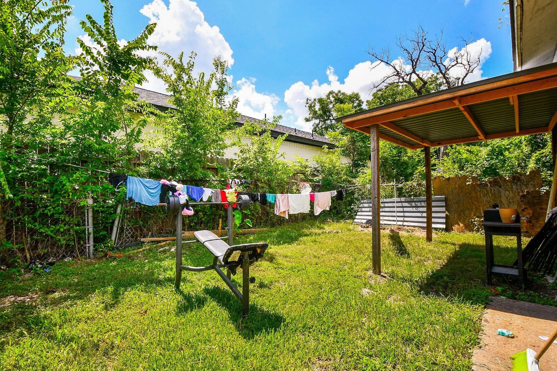2828 Brackenridge Street, Houston, TX 77026 Rear view of property.