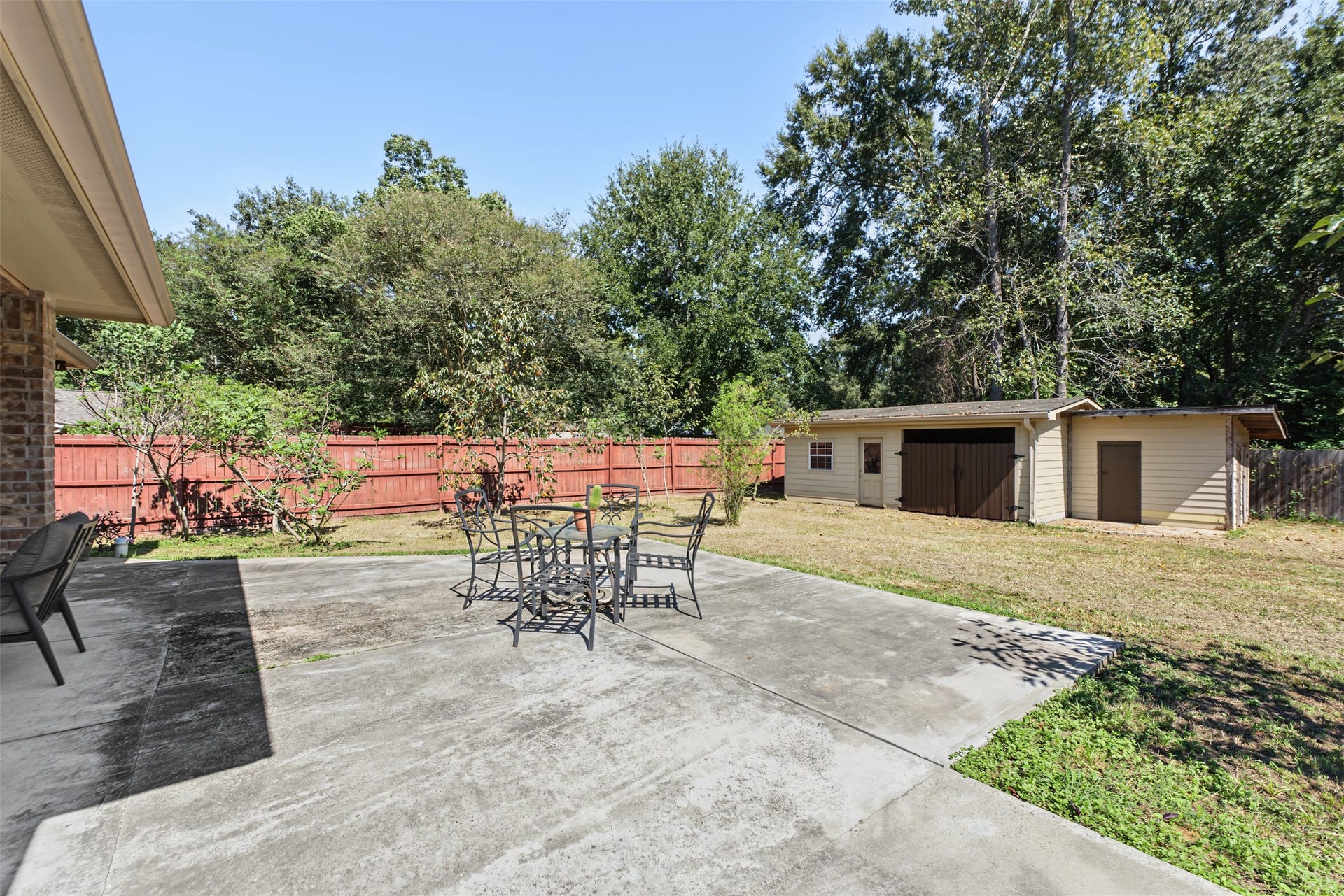Storage shed in the back of the property