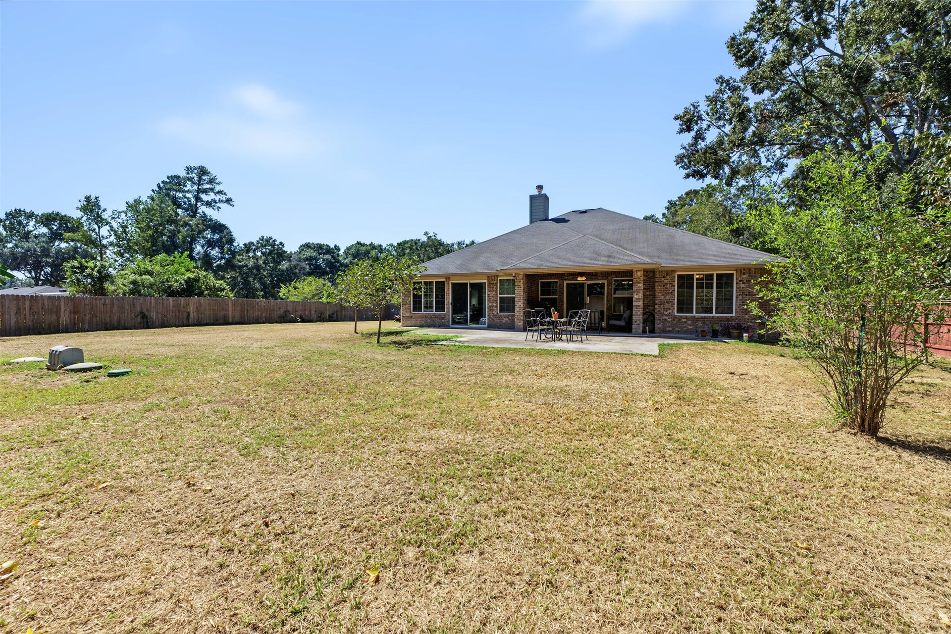 Spacious backyard