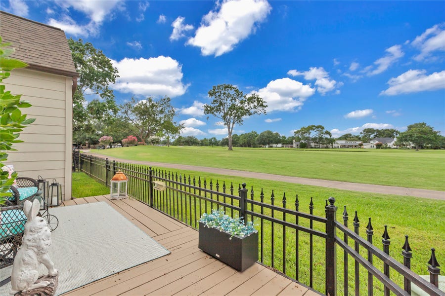 Property photo for 7631 Ameswood Road, Houston, TX