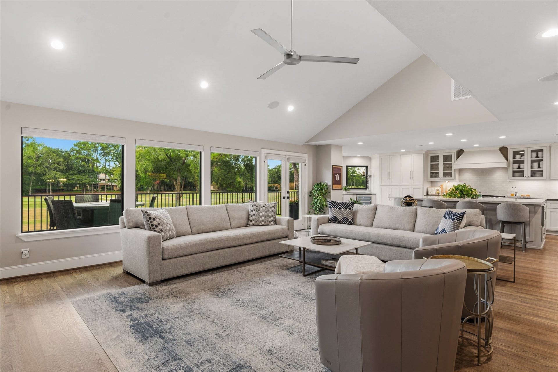 75 Huntsmans Horn Circle, The Woodlands, TX 77380 Gorgeous Living Room. with Golf Course View
