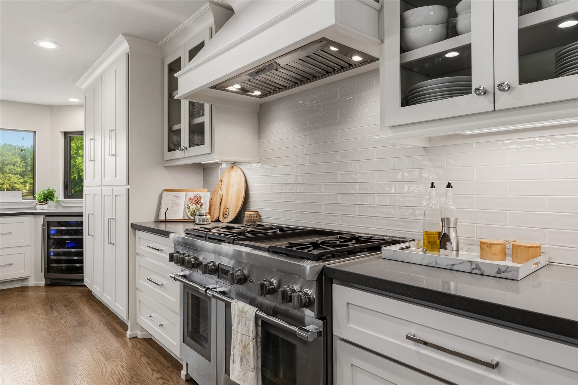 75 Huntsmans Horn Circle, The Woodlands, TX 77380 All Thermador Appliances