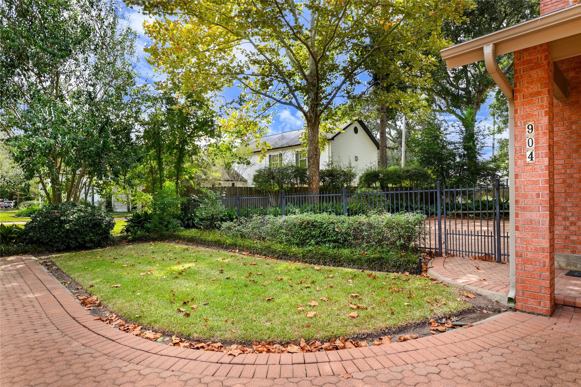 904 Winston Drive, Richmond, TX 77469 904 Winston Drive, Richmond, TX 77469