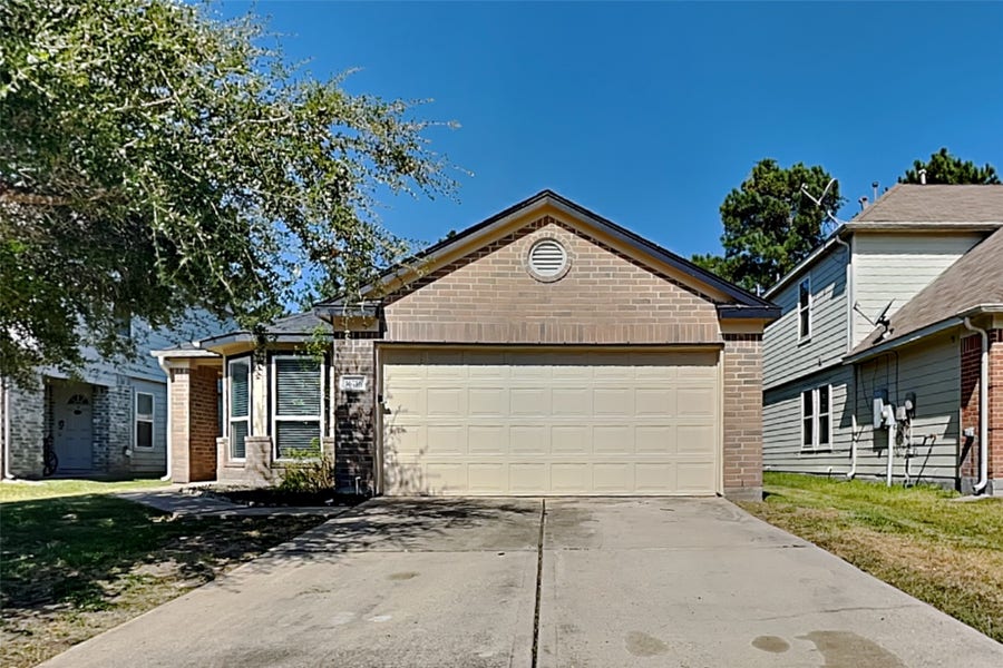Property photo for 16716 Foursquare Drive, Conroe, TX
