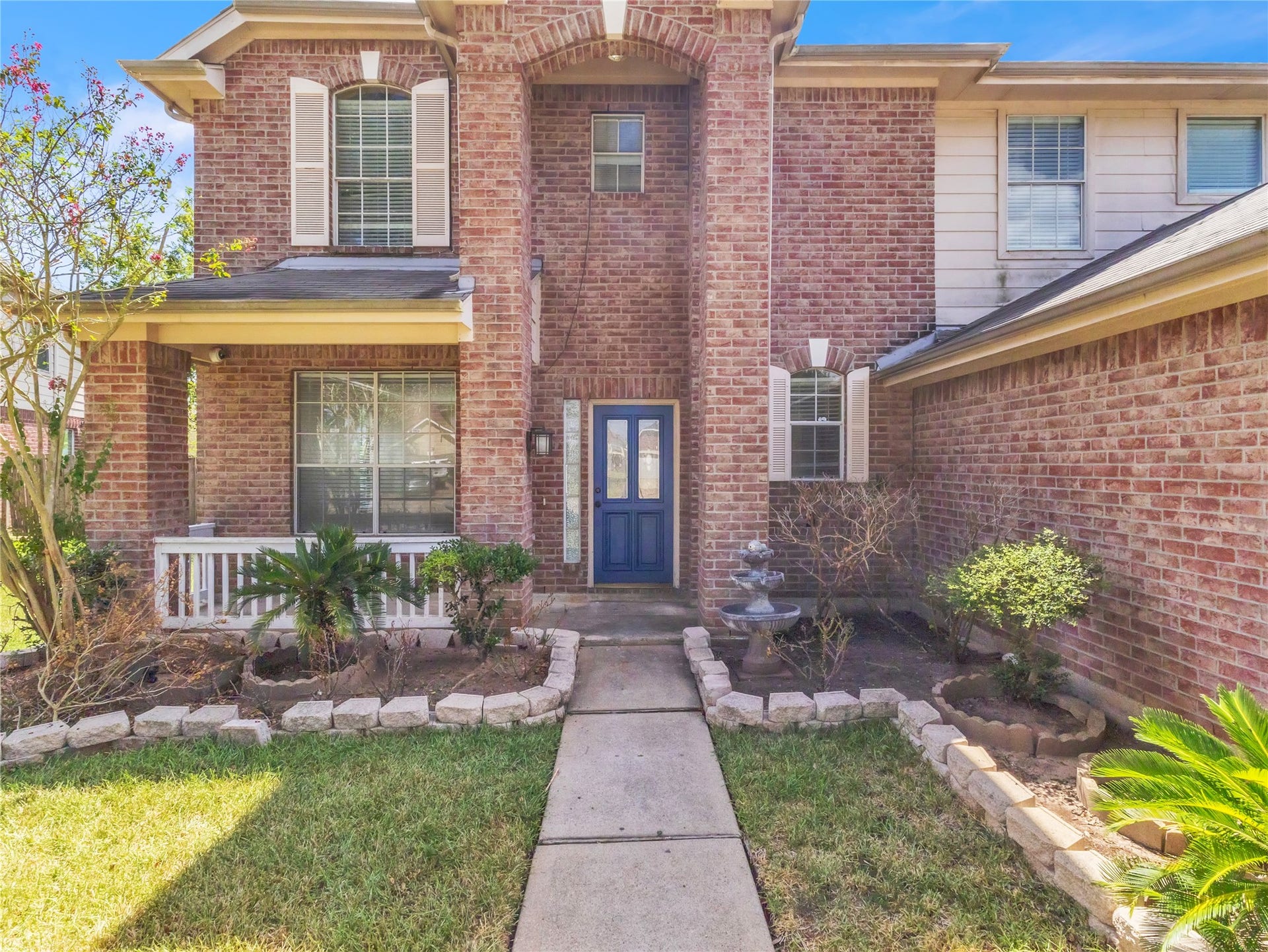 14811 Stocklin Court, Sugar Land, TX 77498 Front entrance