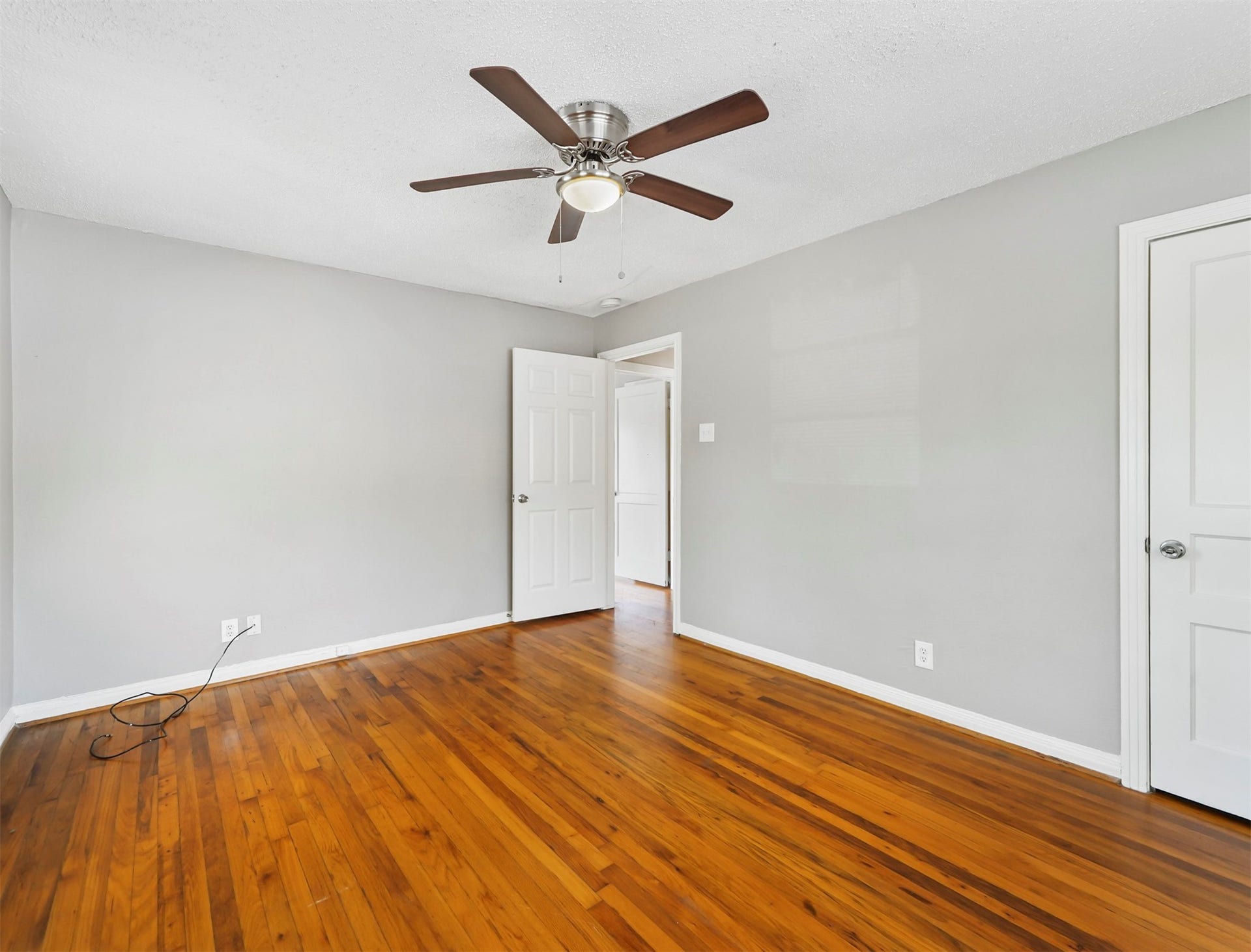 1130 7th Avenue N, Texas City, TX 77590 1130 7th Avenue N, Texas City, TX 77590