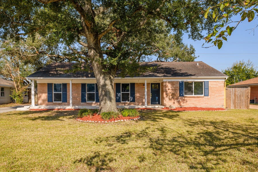 Property photo for 5258 Willowbend Boulevard, Houston, TX