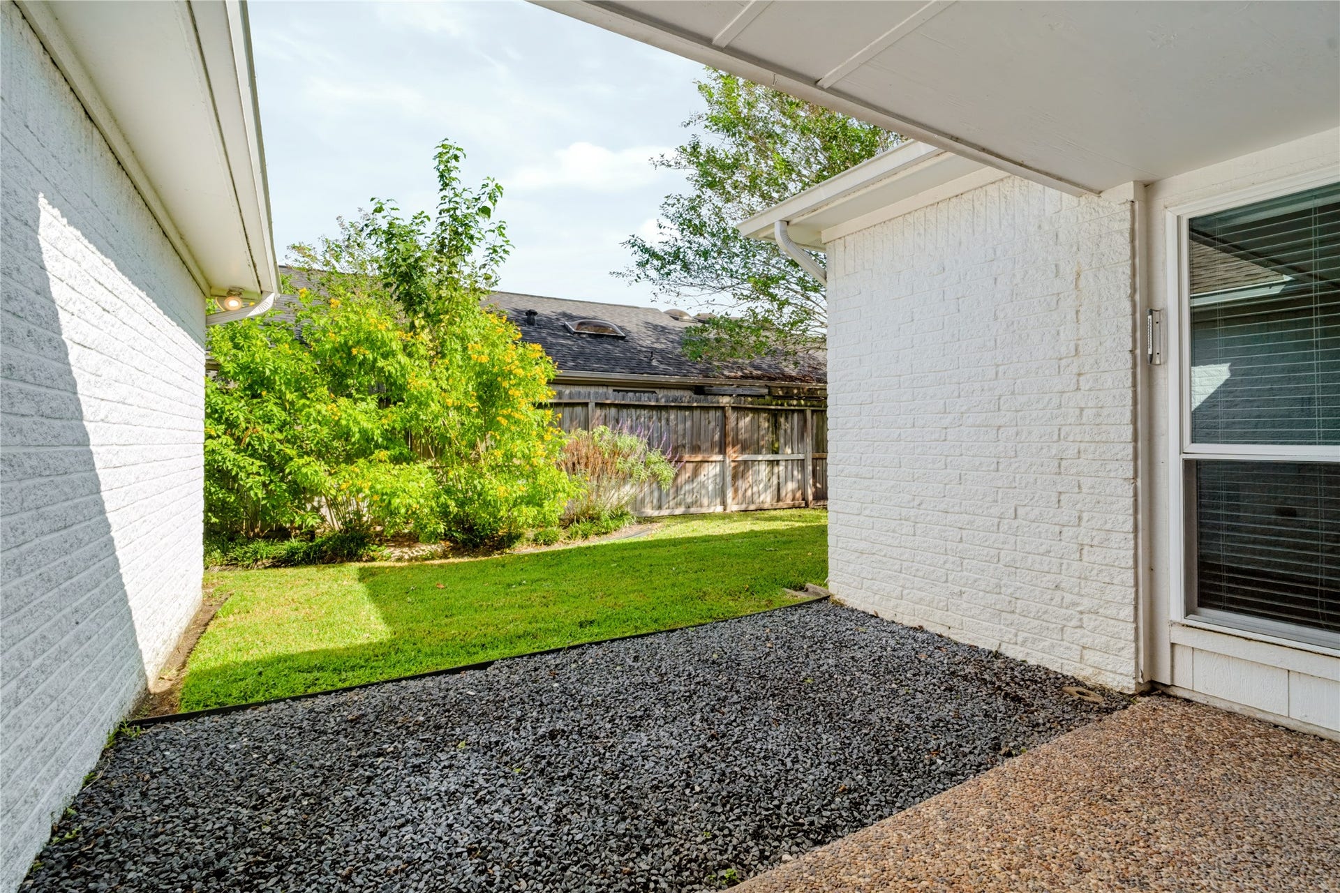 3323 Country Club Boulevard, Stafford, TX 77477 3323 Country Club Boulevard, Stafford, TX 77477