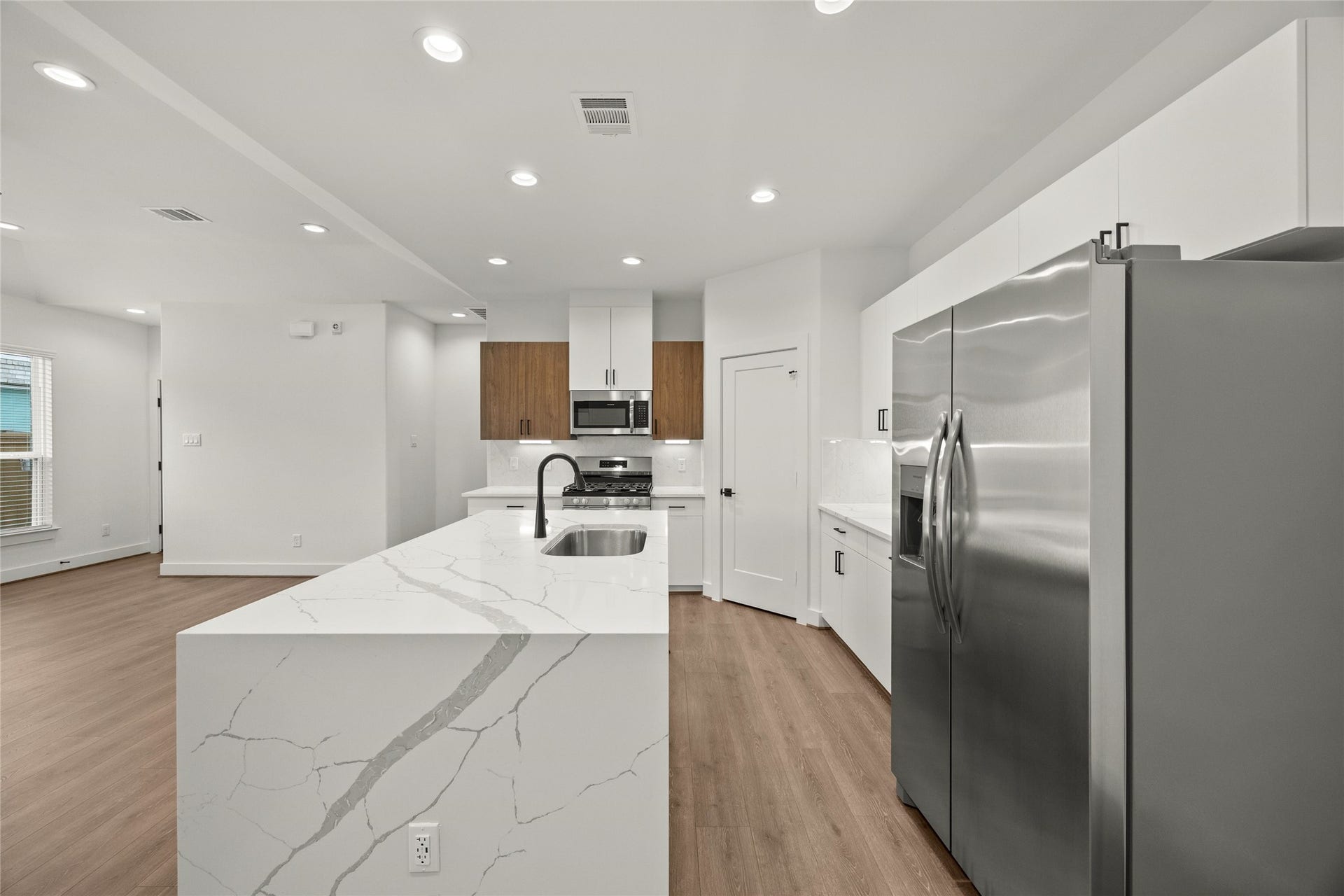 2732 Sunny Briar Drive, Katy, TX 77493 2732 Sunny Briar Drive, Katy, TX 77493