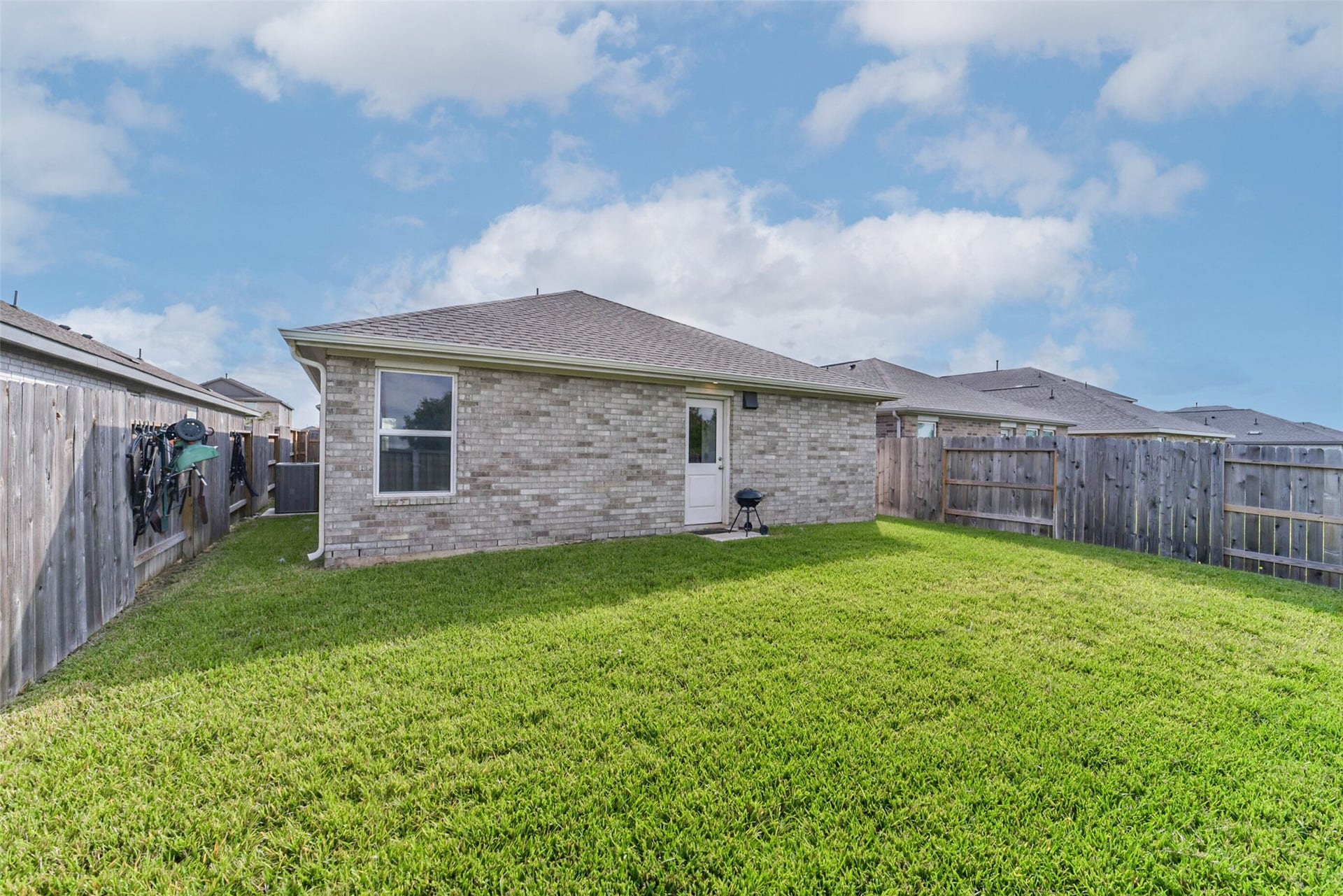 28814 Texas Plains Drive, Hockley, TX 77447