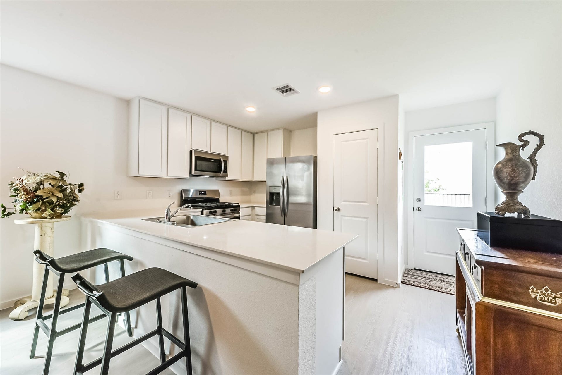 28814 Texas Plains Drive, Hockley, TX 77447