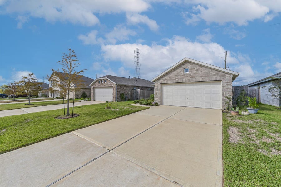 Property photo for 28814 Texas Plains Drive, Hockley, TX