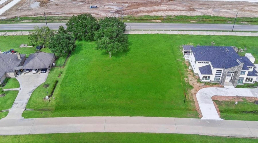 Property photo for 8402 Lofty Pines, Richmond, TX
