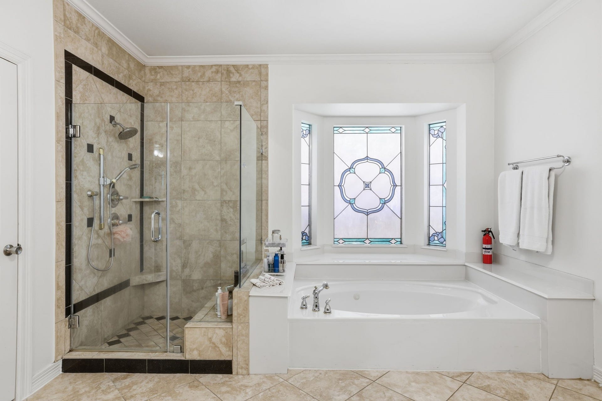 4519 Castlewood Street, Sugar Land, TX 77479 Very spacious and renovated mastersuite-bath, with big shower and tub