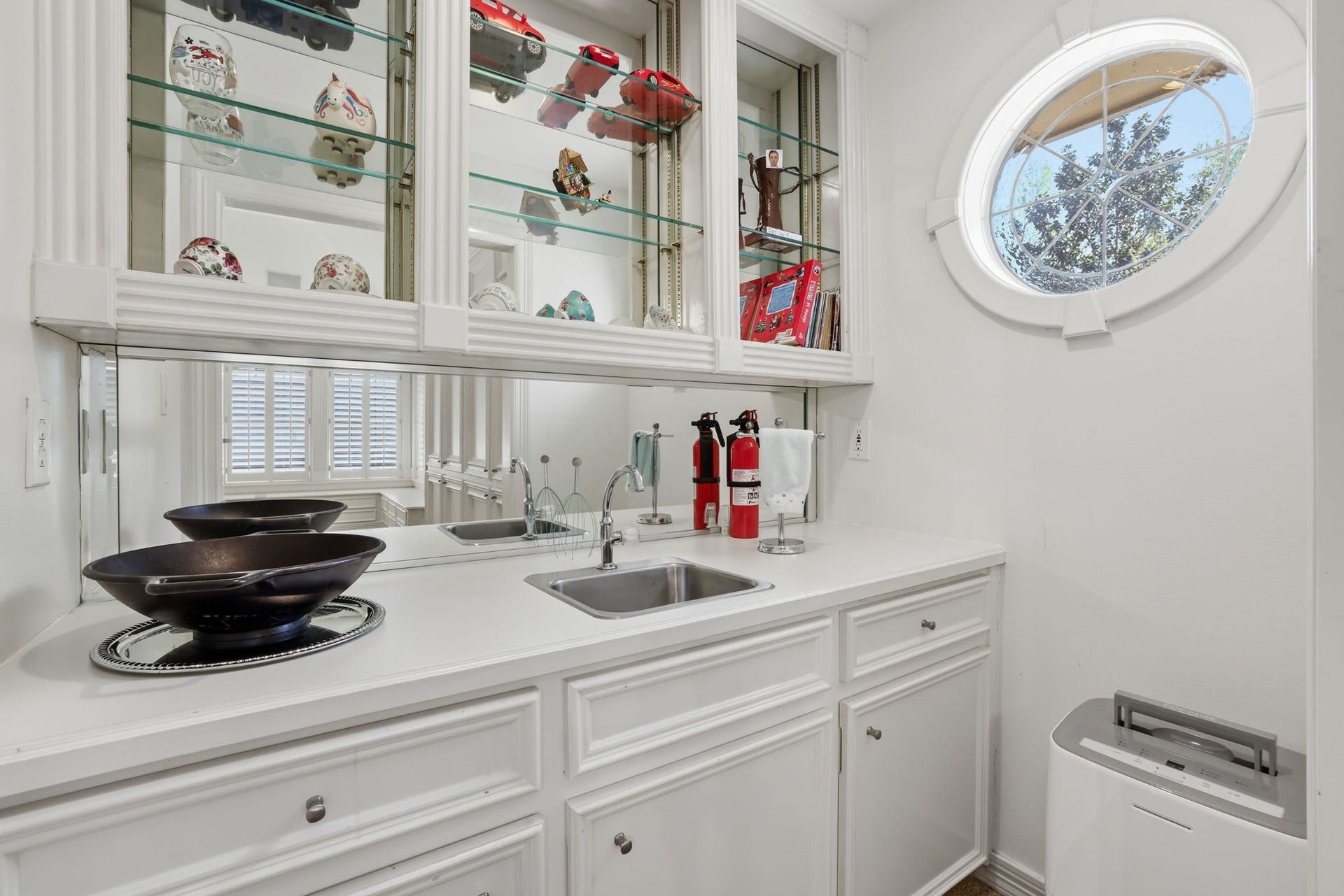 4519 Castlewood Street, Sugar Land, TX 77479 4519 Castlewood Street, Sugar Land, TX 77479