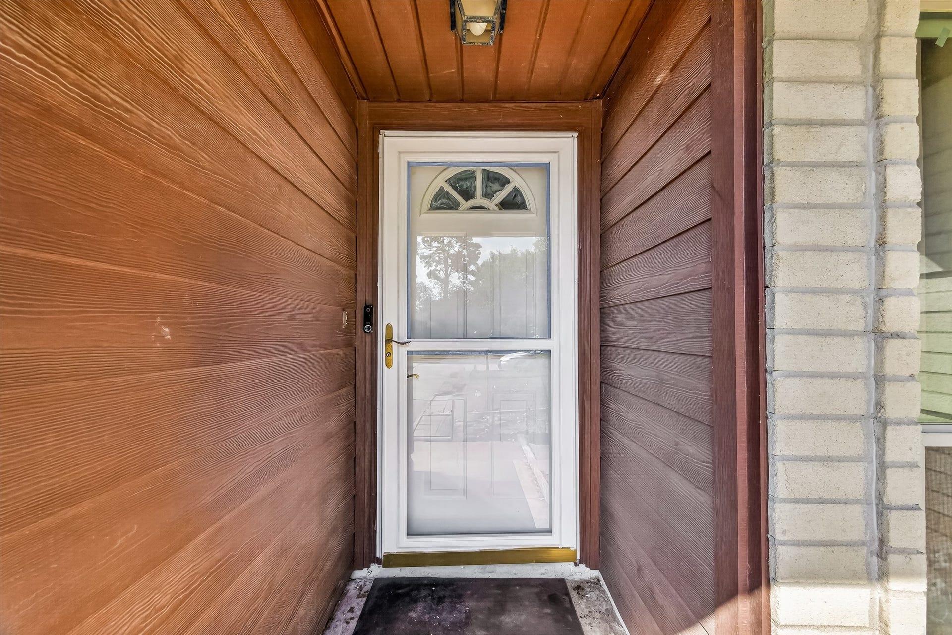 7742 Willow Mint Lane, Houston, TX 77086 Upon entry to main door- your front area porch.