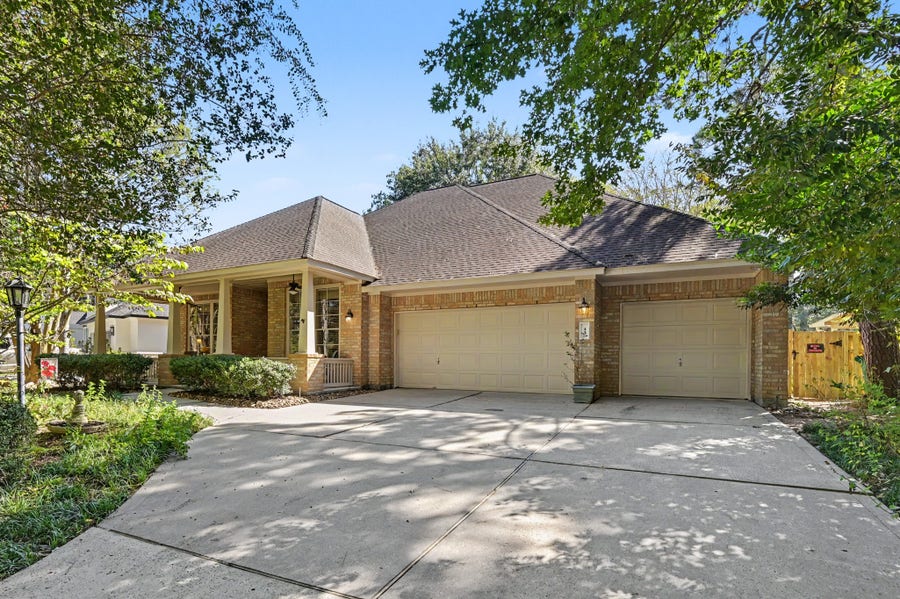 Property photo for 43 S Plum Crest Circle, The Woodlands, TX