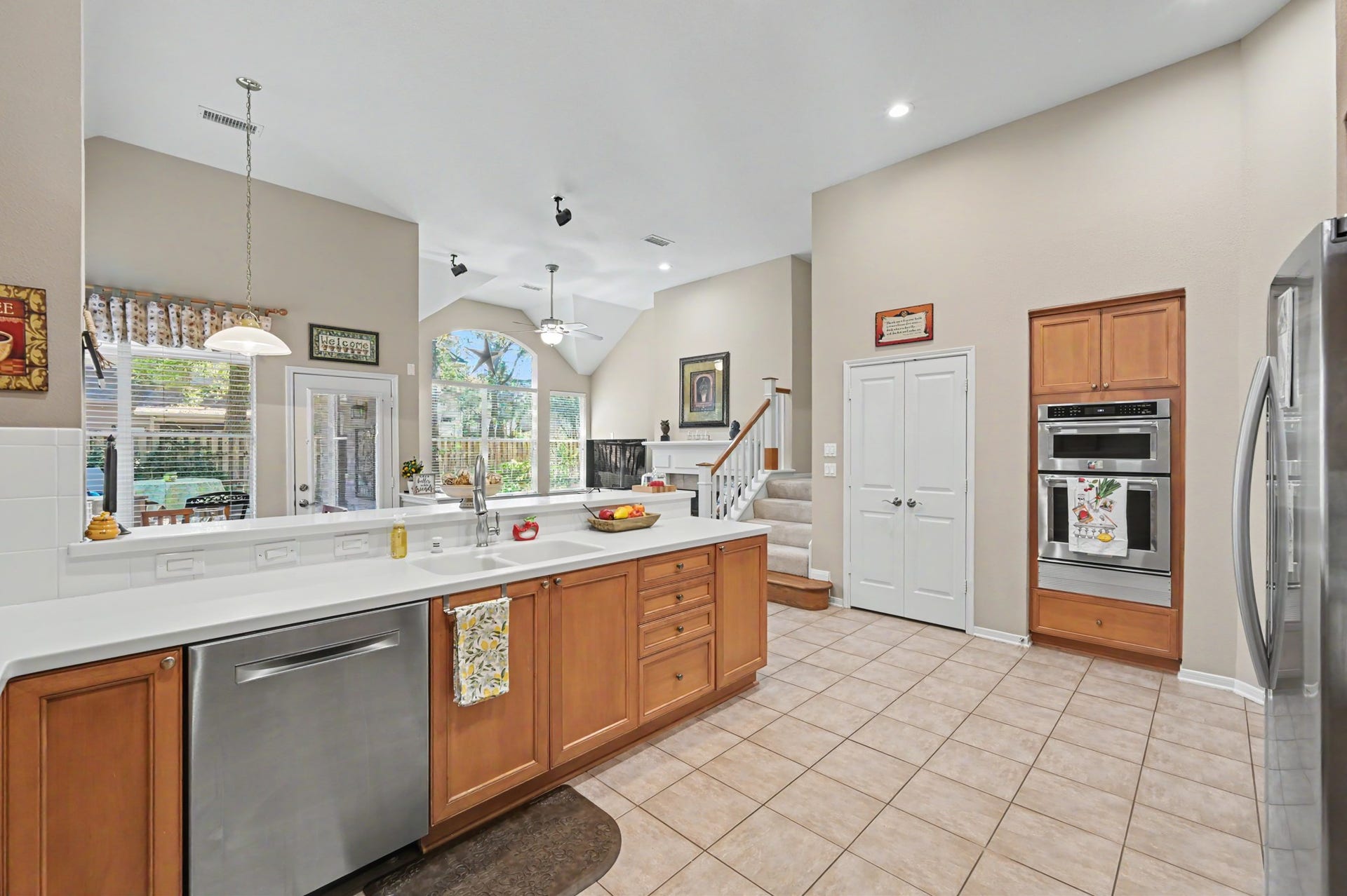 43 S Plum Crest Circle, The Woodlands, TX 77382 43 S Plum Crest Circle, The Woodlands, TX 77382