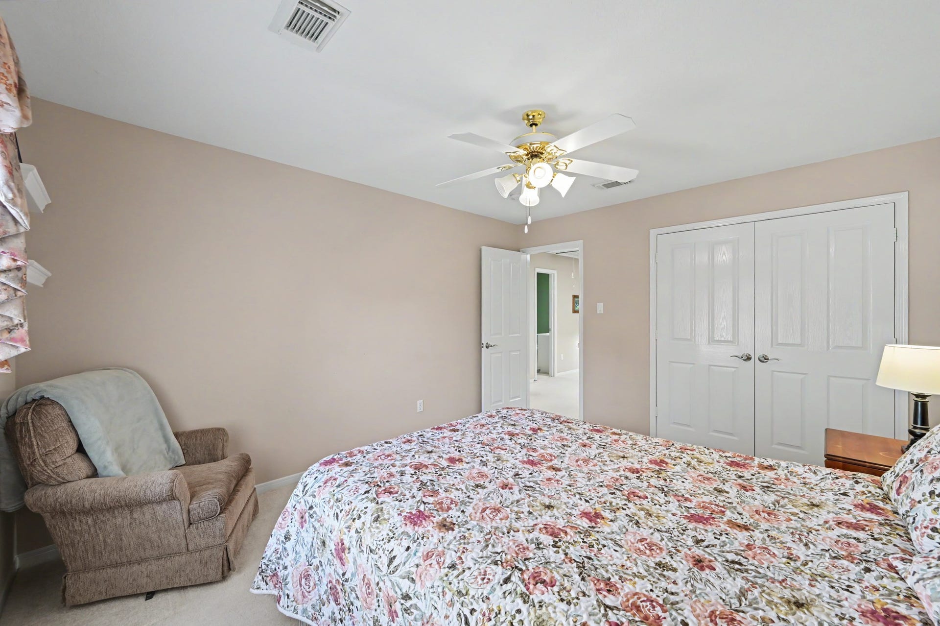 43 S Plum Crest Circle, The Woodlands, TX 77382 1st secondary bedroom upstairs