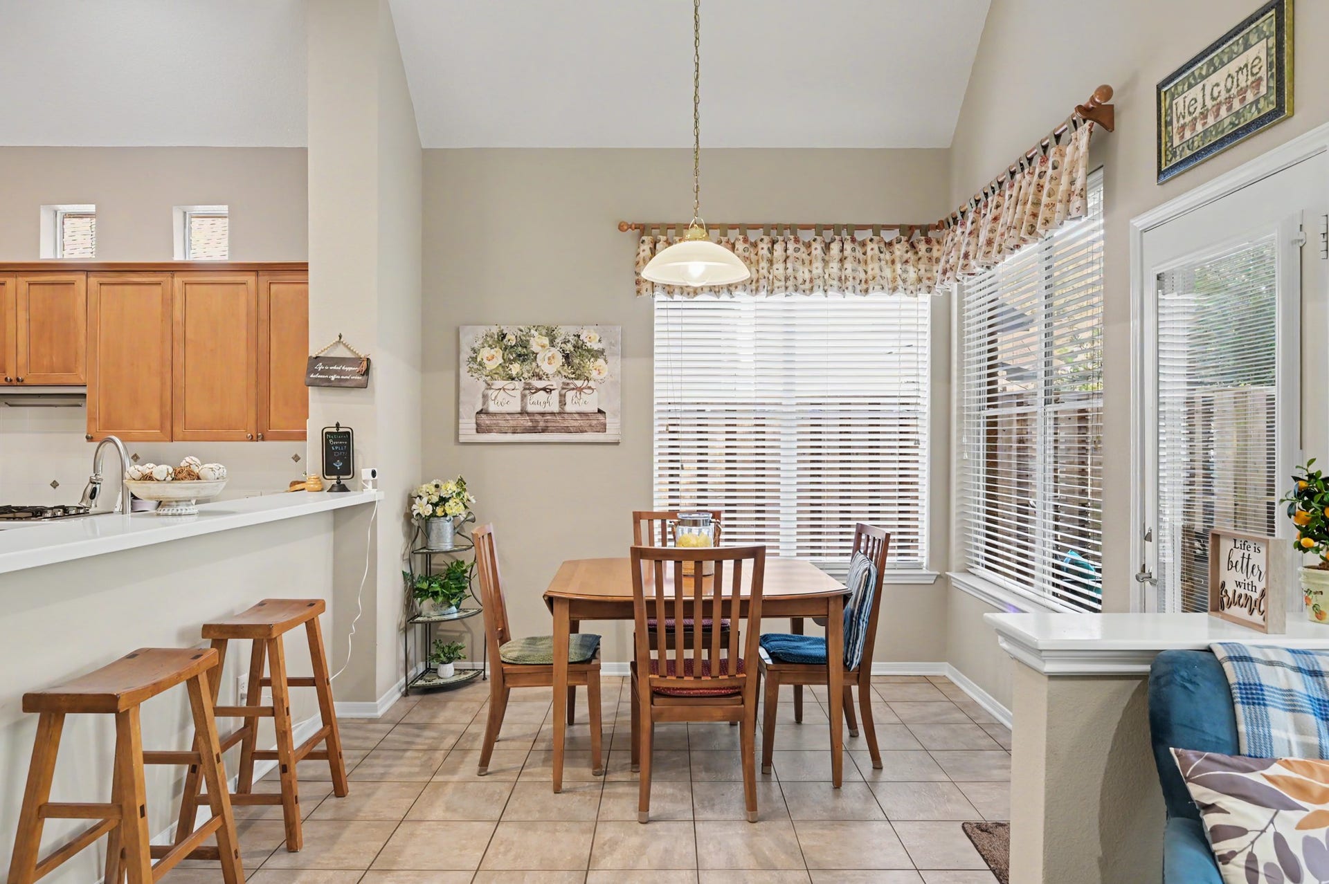 43 S Plum Crest Circle, The Woodlands, TX 77382 43 S Plum Crest Circle, The Woodlands, TX 77382