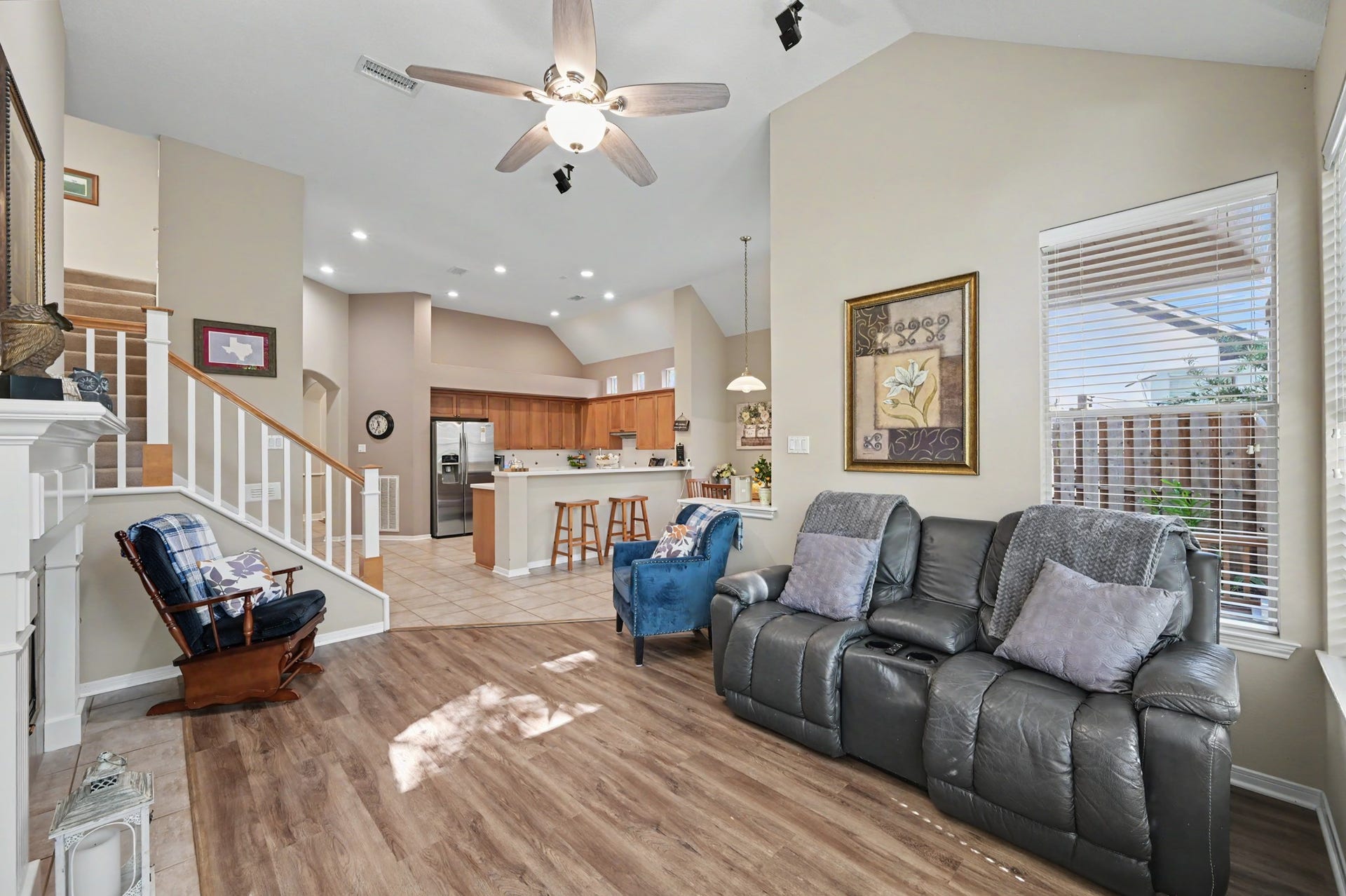 43 S Plum Crest Circle, The Woodlands, TX 77382 43 S Plum Crest Circle, The Woodlands, TX 77382