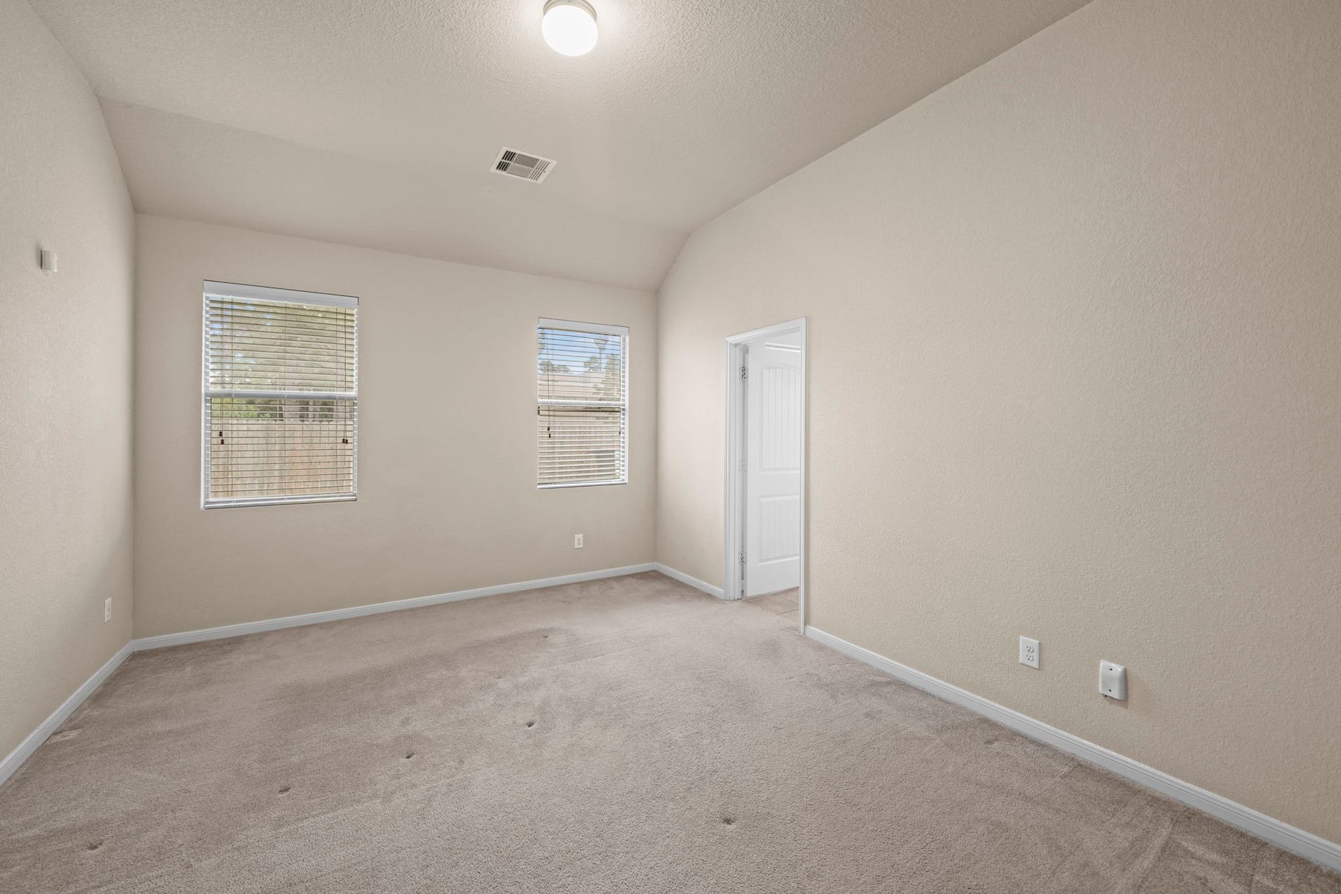 2554 Montana Blue Drive, Spring, TX 77373 Primary Bedroom