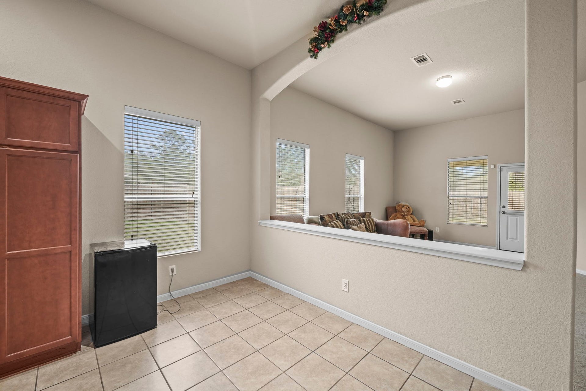 2554 Montana Blue Drive, Spring, TX 77373 Breakfast