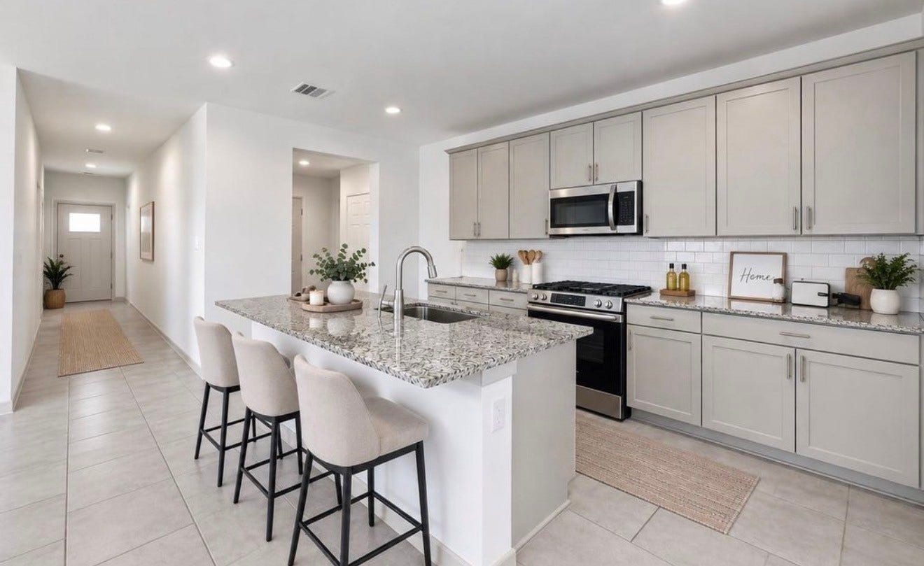 5002 Natchez Trace, Arcola, TX 77545 Virtual Staging Kitchen