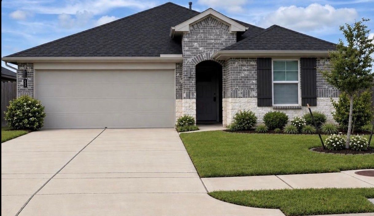 5002 Natchez Trace, Arcola, TX 77545 Front of the House