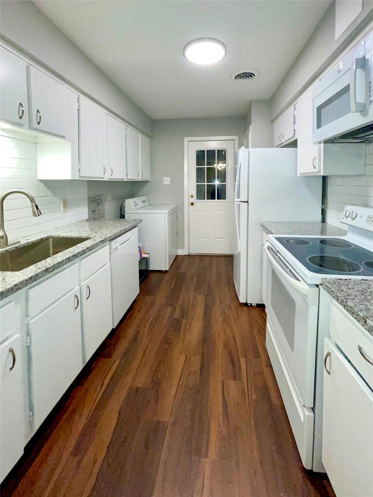 2675 Gessner Road, #103, Houston, TX 77080 2675 Gessner Road, #103, Houston, TX 77080