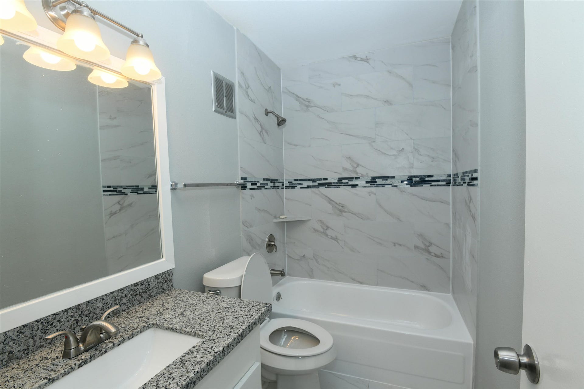 2675 Gessner Road, #103, Houston, TX 77080 2675 Gessner Road, #103, Houston, TX 77080