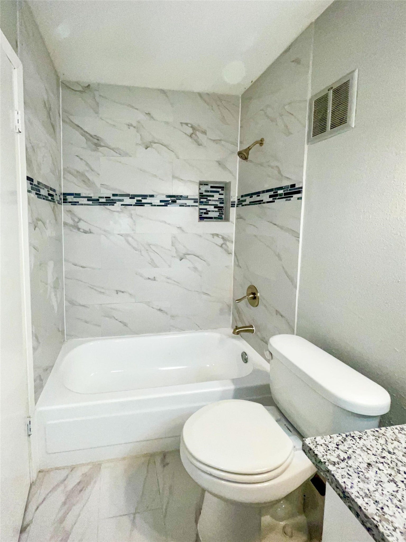 2675 Gessner Road, #103, Houston, TX 77080 2675 Gessner Road, #103, Houston, TX 77080
