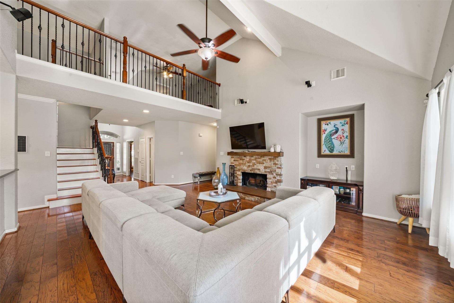 Another view of the gorgeous living room area.