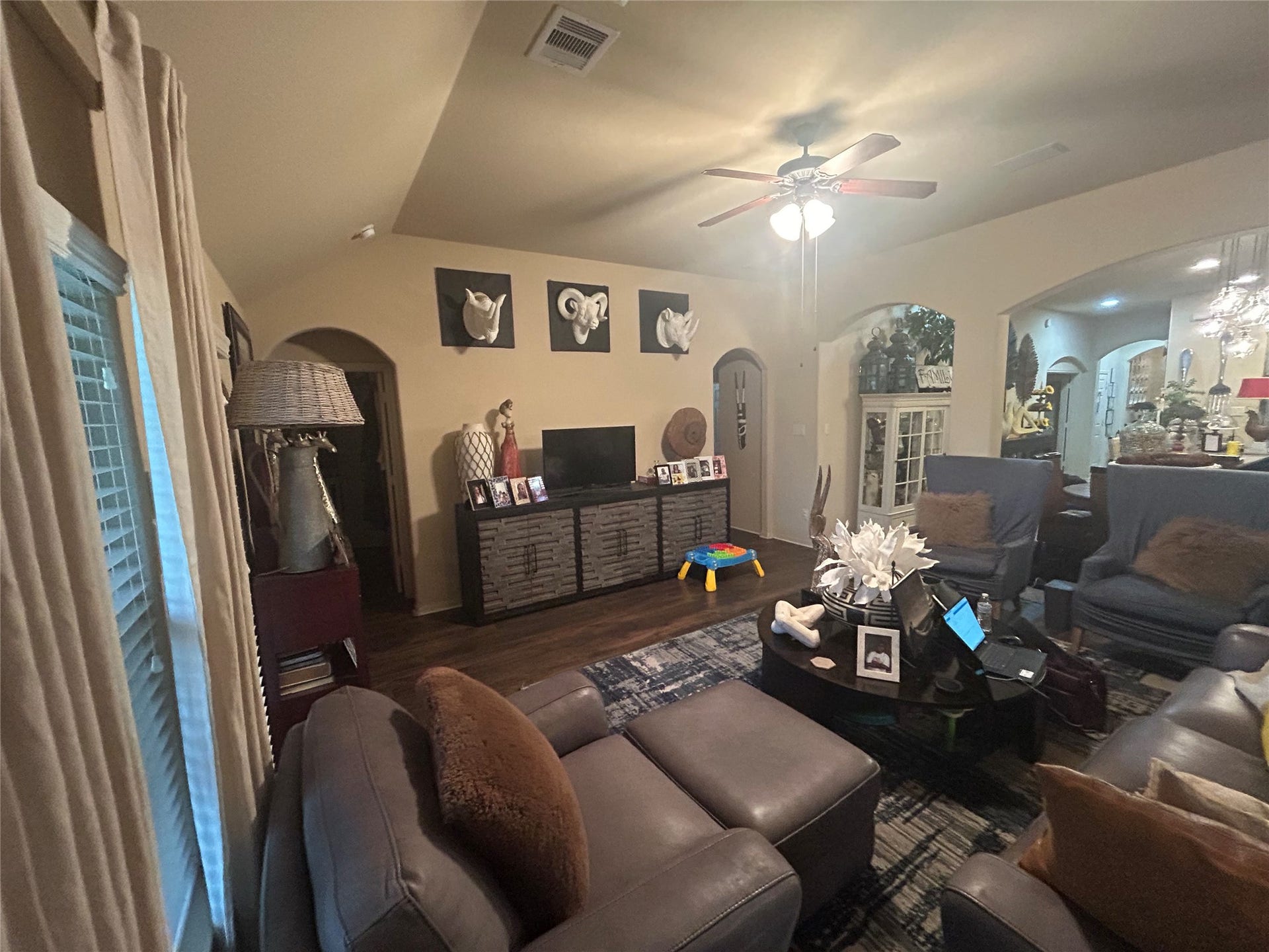 26118 Travis Brook Drive, Richmond, TX 77406 Living Room