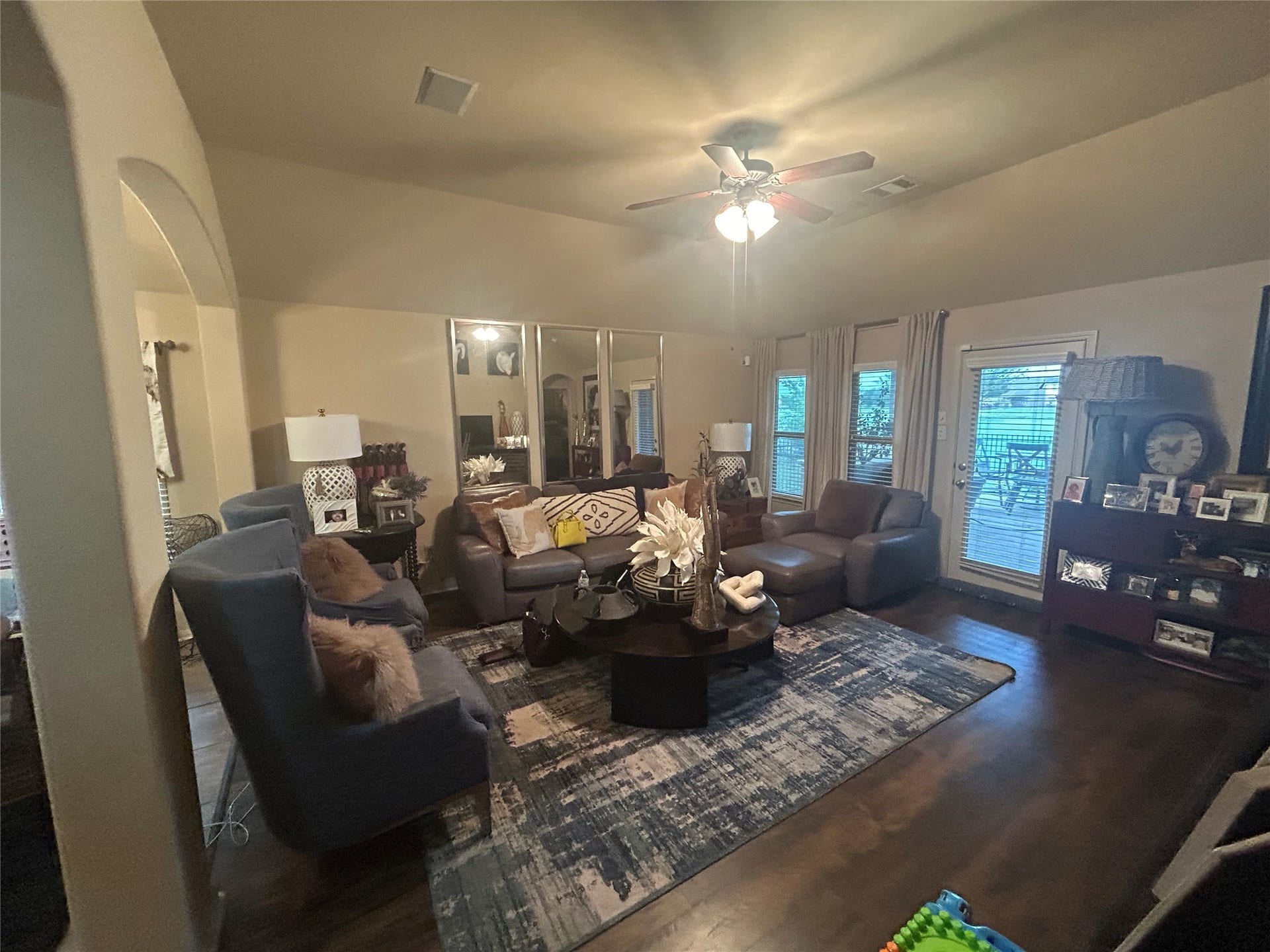 26118 Travis Brook Drive, Richmond, TX 77406 26118 Travis Brook Drive, Richmond, TX 77406