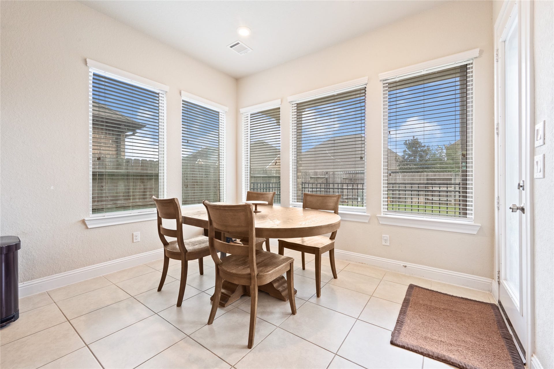 21610 Albertine Drive, Tomball, TX 77377 21610 Albertine Drive, Tomball, TX 77377