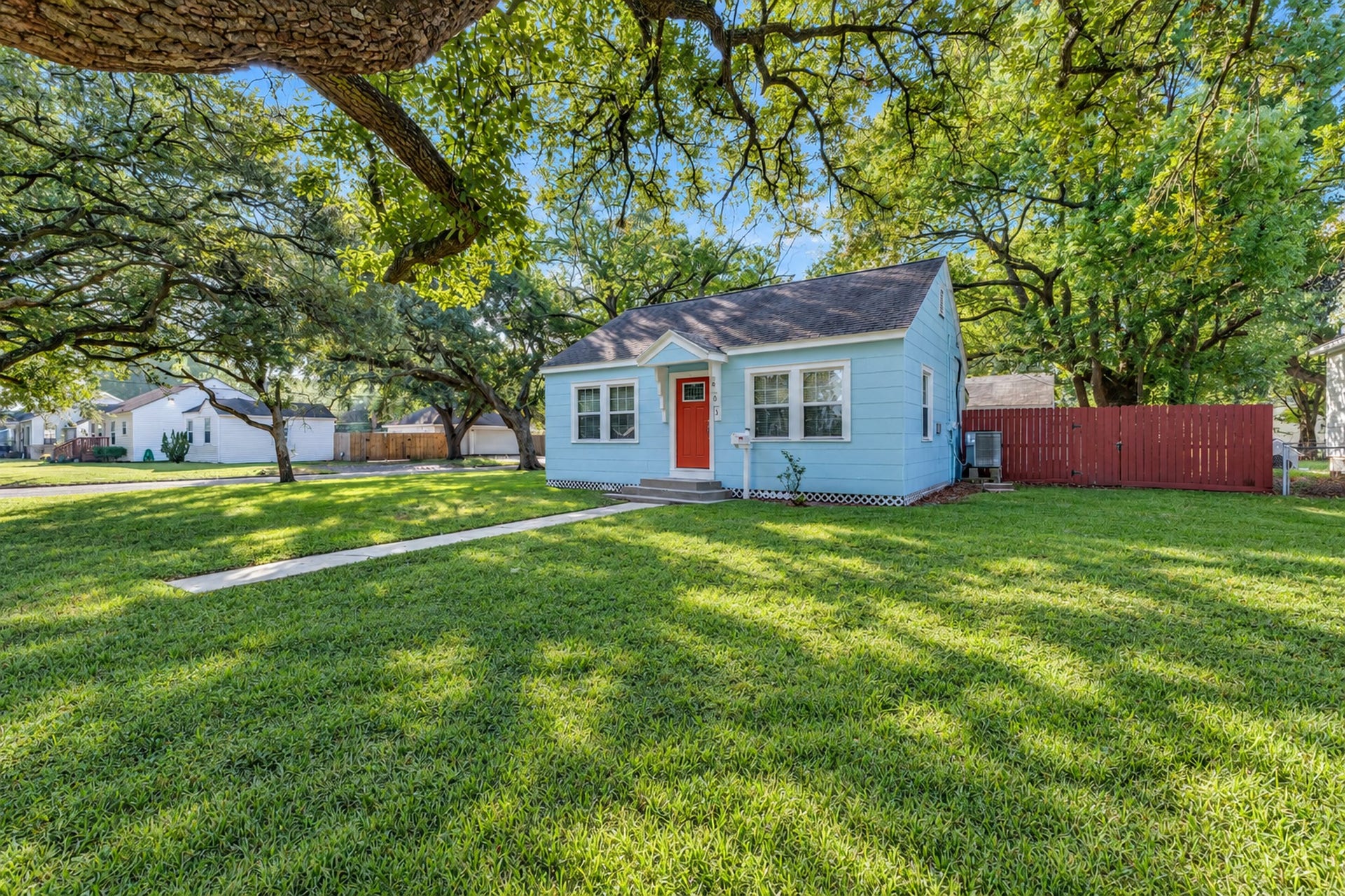801 18th Avenue N, Texas City, TX 77590 Beautiful mature trees and open green space give this home a setting full of character. Enjoy the benefits of a manageable 2-bedroom home paired with outdoor space for relaxing and enjoying the surroundings.