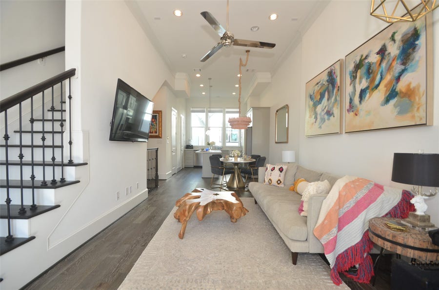 Property photo for 8620 Emnora Lane, Houston, TX