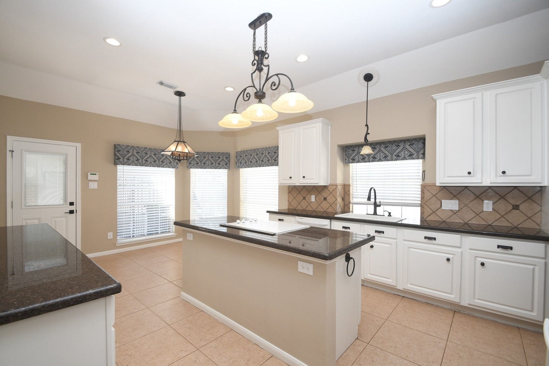 4907 Bend Court, Sugar Land, TX 77478 4907 Bend Court, Sugar Land, TX 77478
