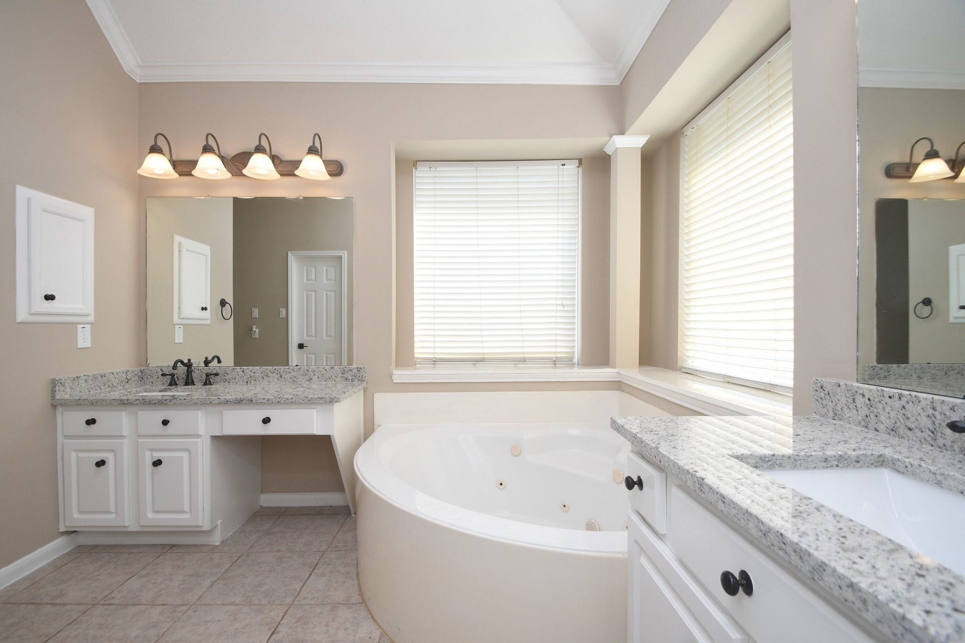 4907 Bend Court, Sugar Land, TX 77478 4907 Bend Court, Sugar Land, TX 77478