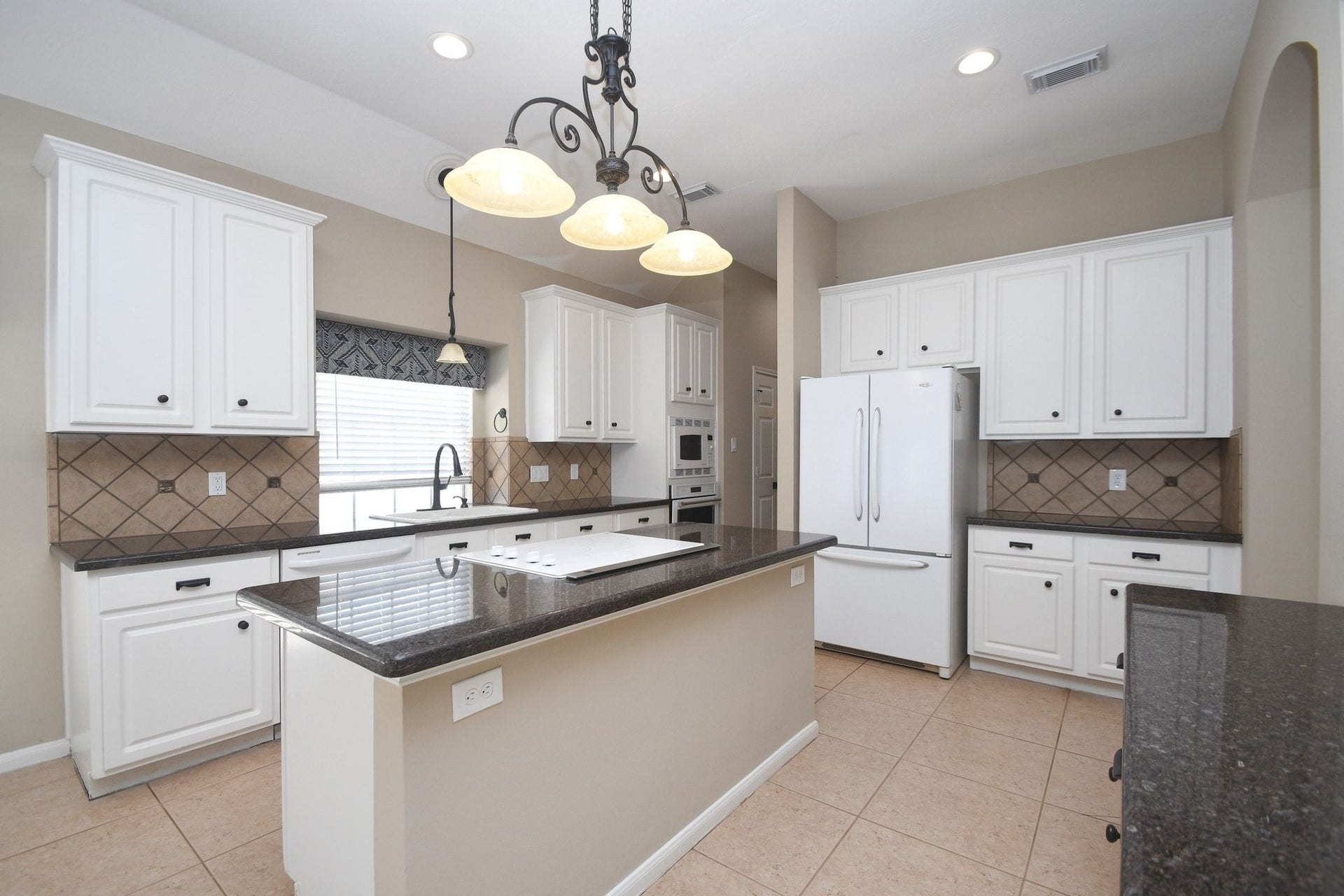 4907 Bend Court, Sugar Land, TX 77478 4907 Bend Court, Sugar Land, TX 77478